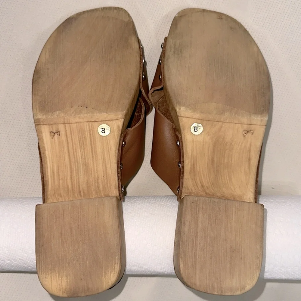Steve Madden Women's Bryna wood clog Sandal - Picture 7 of 8